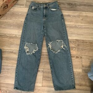 0/25 Ripped jeans from wild fable.